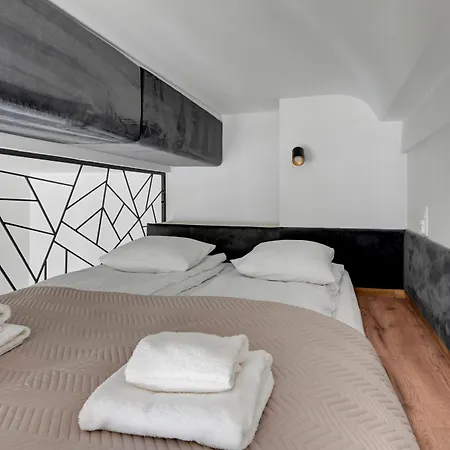 Walowa Waterlane - Fitness & Gym By Blue Mandarin